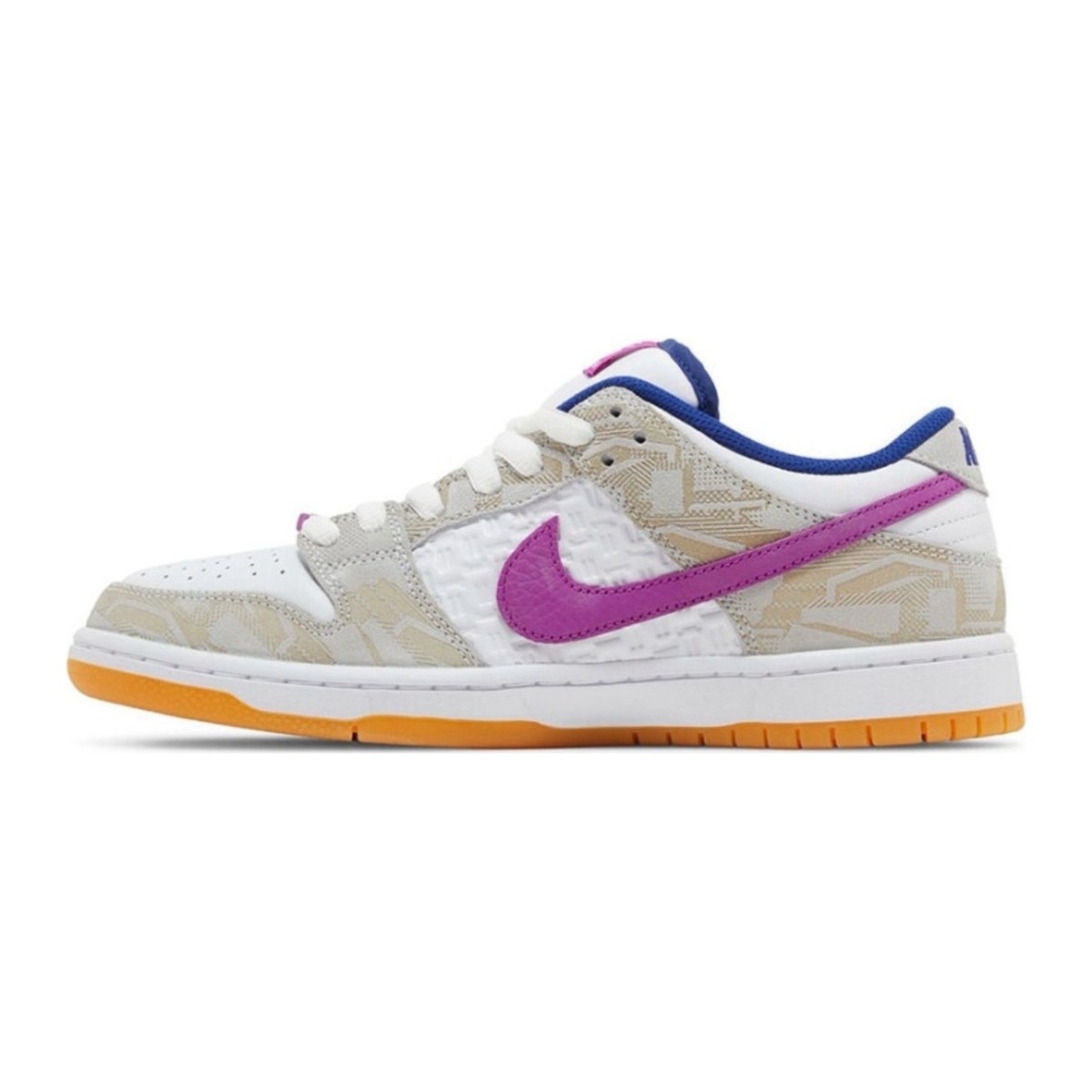 Nike SB Dunk Low 'Rayssa Leal' — Men's shoes at VELXO