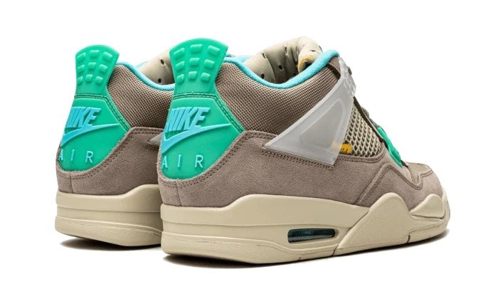 Air Jordan 4 Retro Union Taupe Haze thumbnail 2