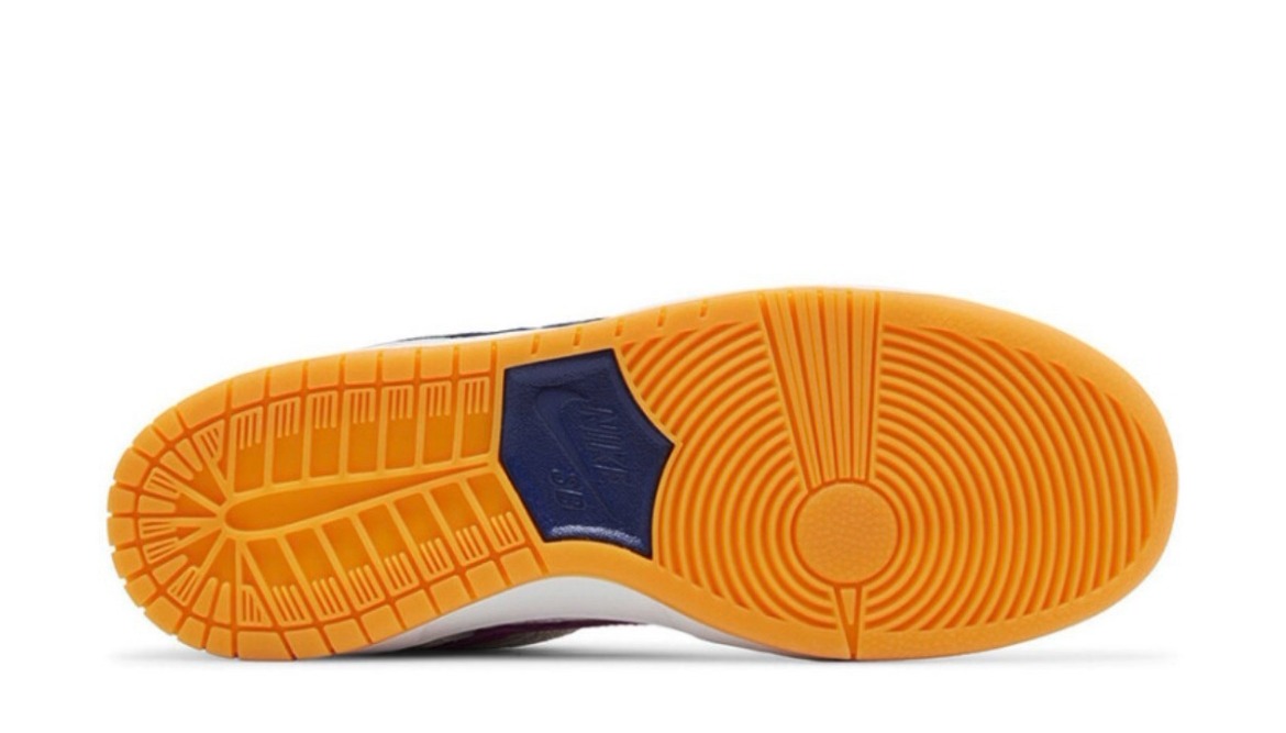 Nike SB Dunk Low 'Rayssa Leal' thumbnail 3